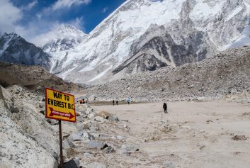way to everest base camp